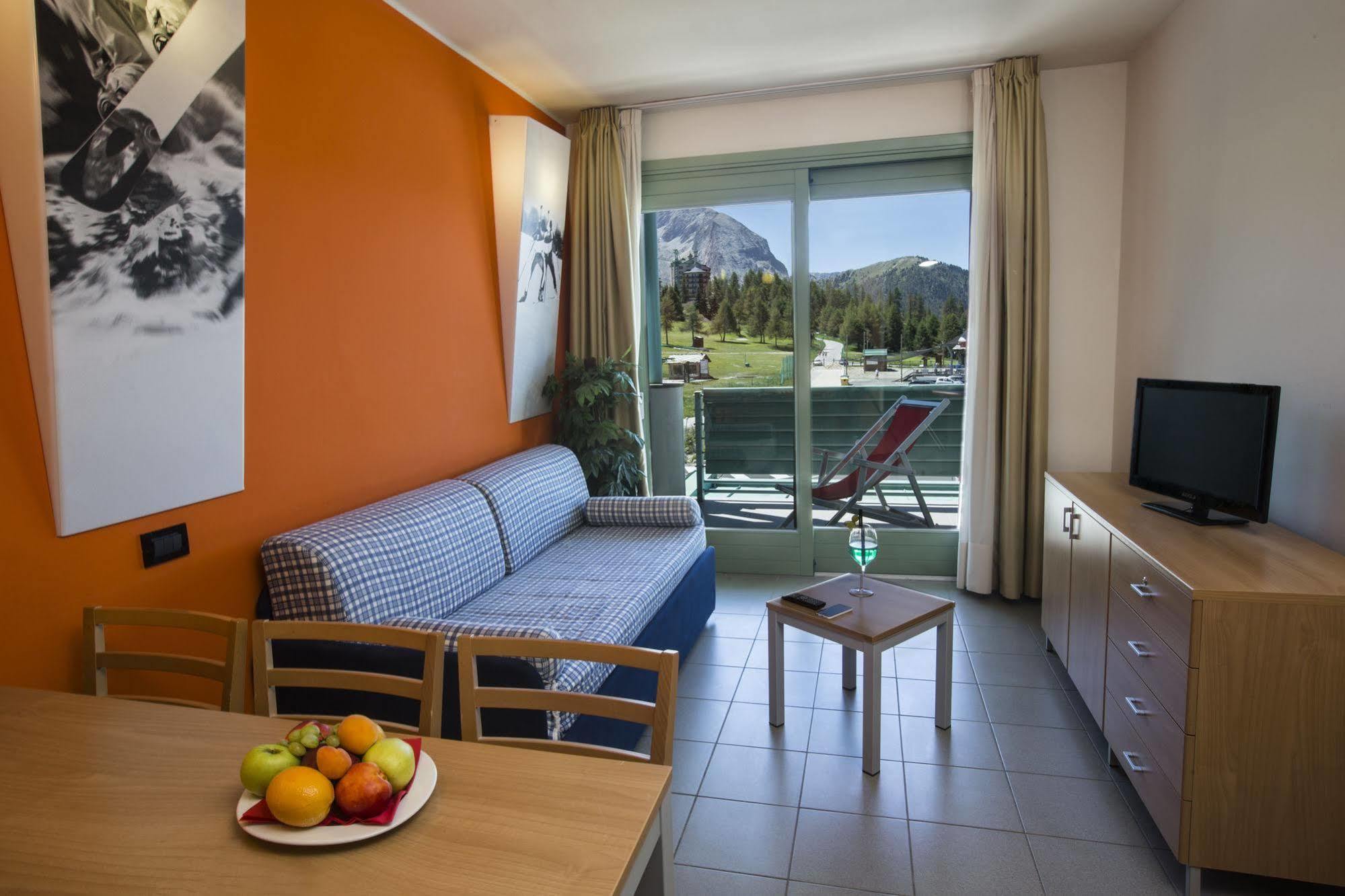 Olimpic Village Th Sestriere Apartments Extérieur photo